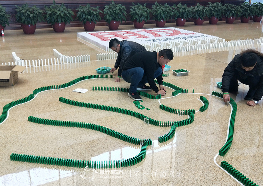 “世界級”用友，2019新員培訓“再出發”挑戰多米諾