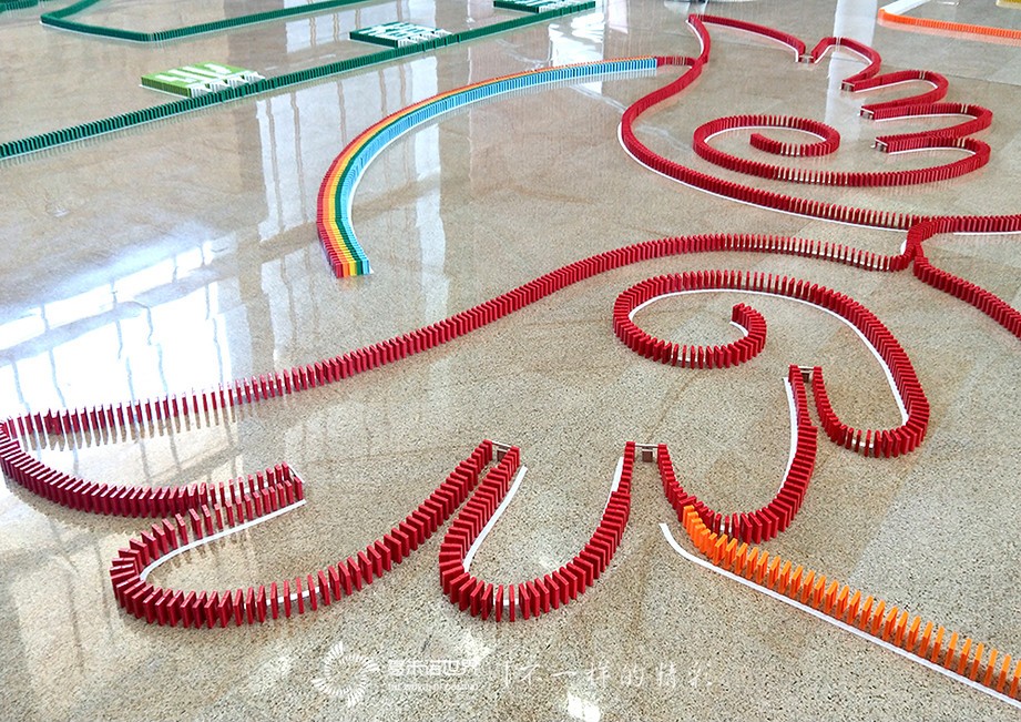 “世界級”用友，2019新員培訓“再出發”挑戰多米諾