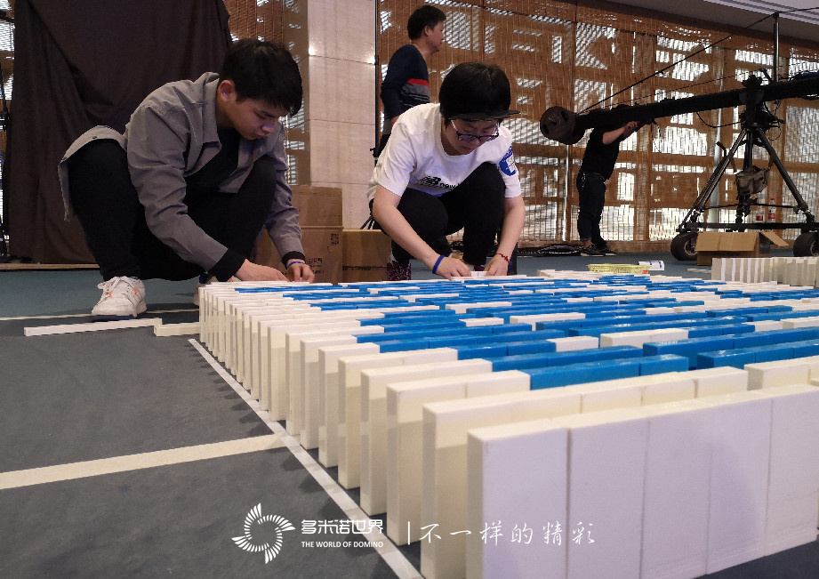 廣聯達與多米諾的不解情緣